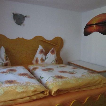 Haus Jochum Bed and Breakfast Langen am Arlberg Εξωτερικό φωτογραφία